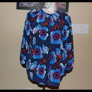 Classic Silk blouse size L. Never worn.